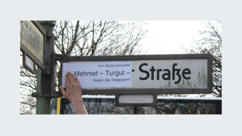 Straßenumbenennung zum Beginn des NSU-Prozess in München , Berlin 2013 © Initiative für antirassistisches Gedenken und Handeln 
